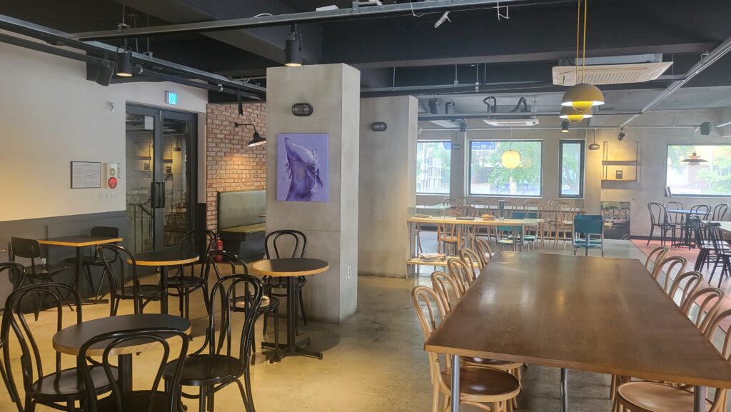 study cafe in Seoul seating area second floor