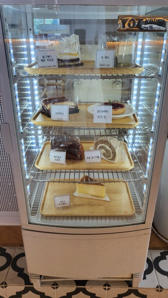 checkngrow cakes