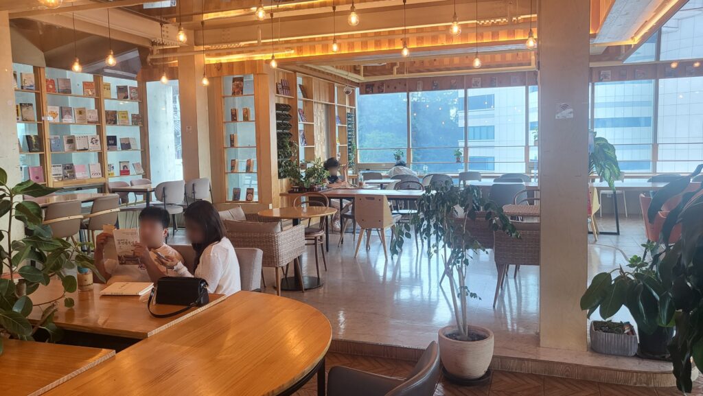 6th floor garden plaza