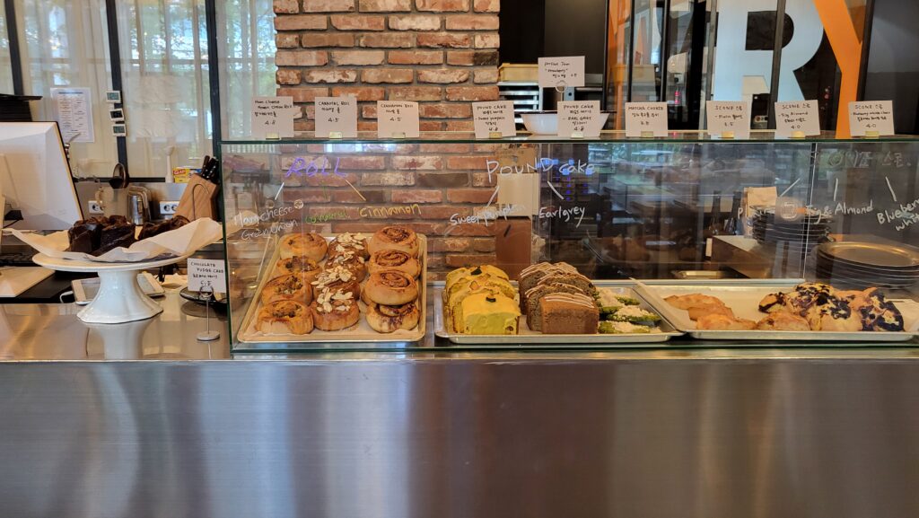 Cafe Alver desserts