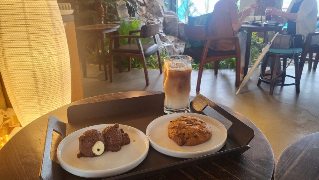 another side cafe earl grey fig cookie, chocolate teddy cake, signature matured latte coffee