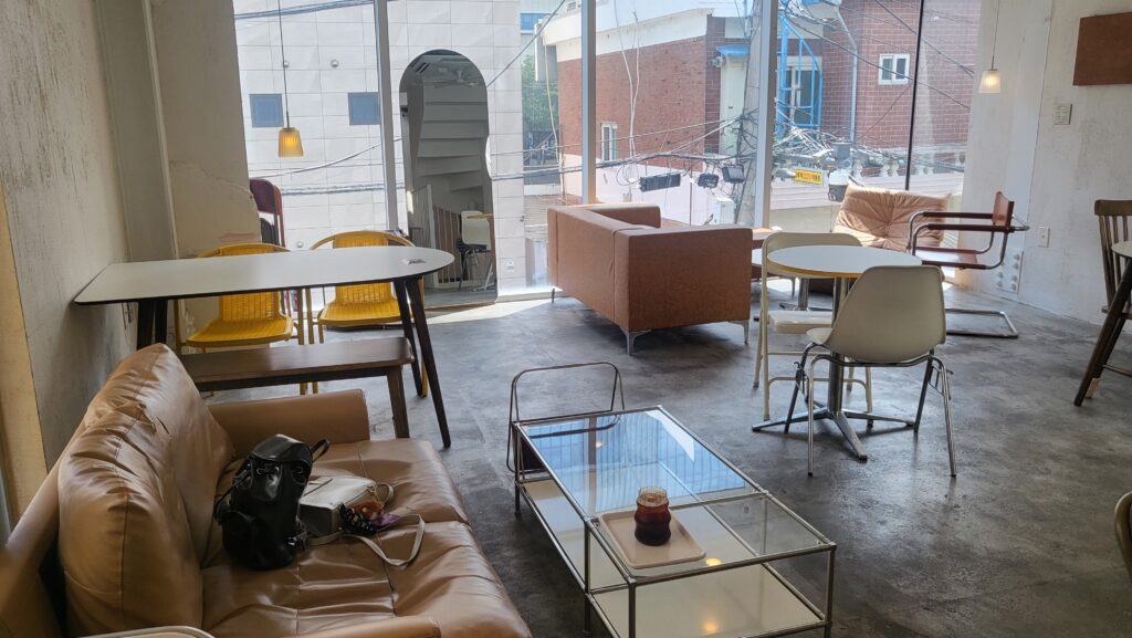 Cozy coffee shop near me with seating and relaxing vibe