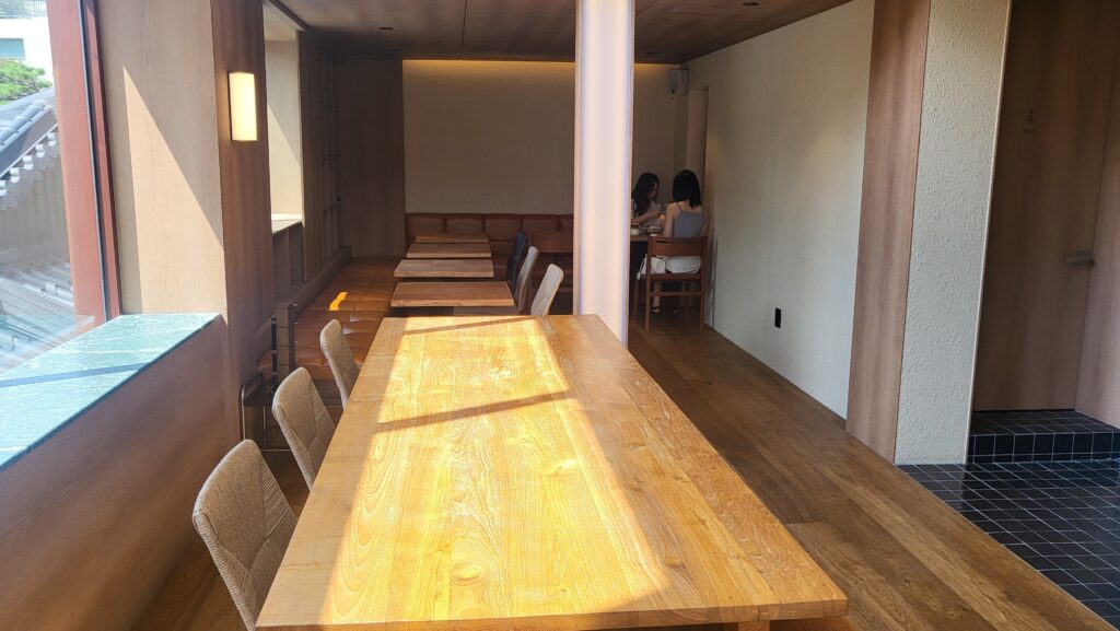 hanok style cafe