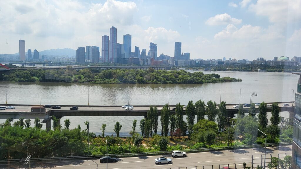 Hangang River view cafe with large windows at Bean Brothers Seoul