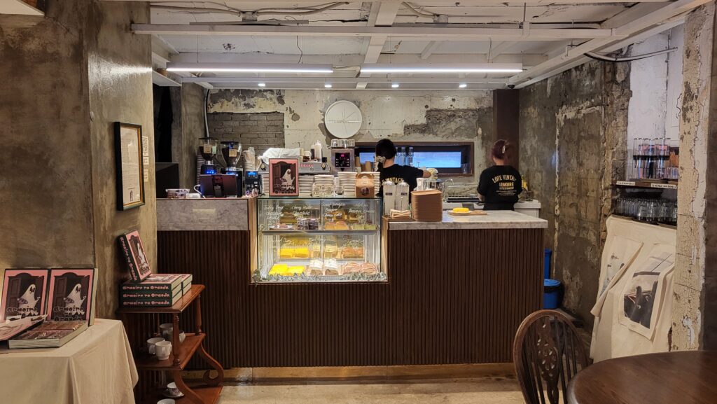 1st floor counter