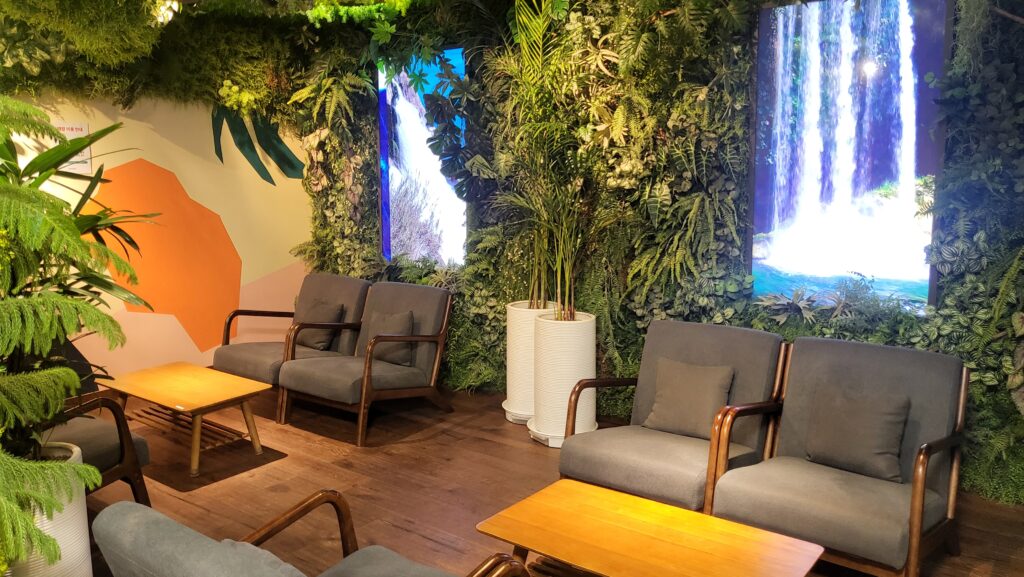 Tropical escape on 2nd floor of Corcovado Art Cafe Jongno