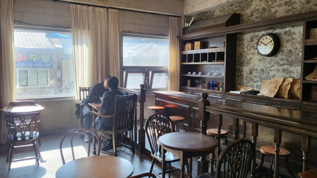 Mailroom Sindang Cafe vintage European-style interior