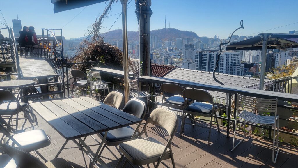 Second Naksan Park Gaeppul Cafe Space outdoor seating 