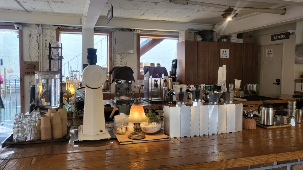 Best Seongsu Souffle Cafe 5to7 counter and 1F seating