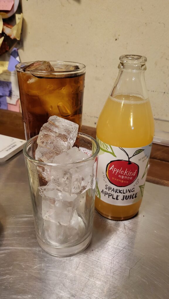 Jamsil Best Sushi Sasanoha applekind & oolong tea