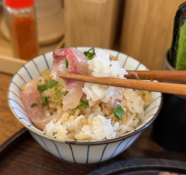 mini sashimi rice bowl
