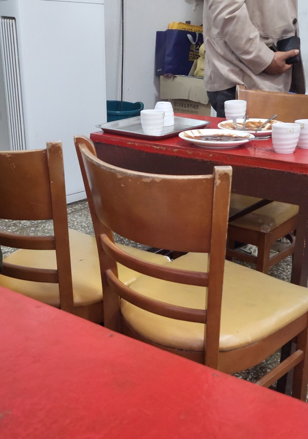 subok bakery seats