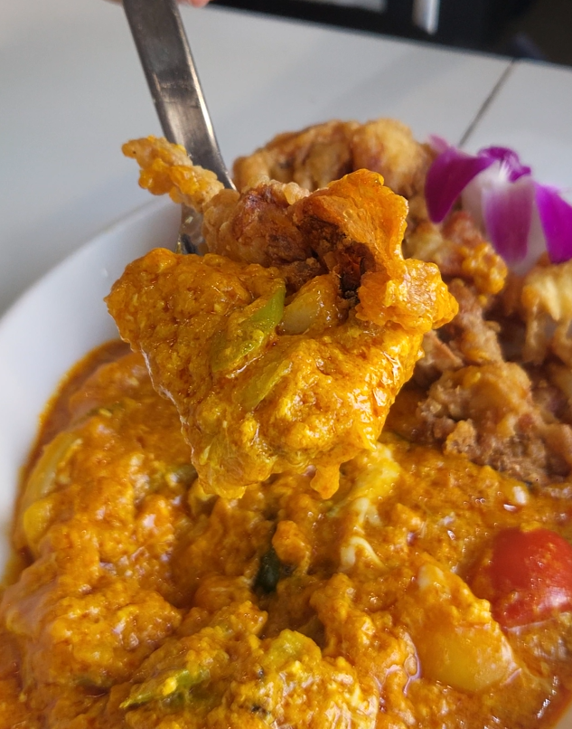 Best Crab curry Ssawatdi Thai