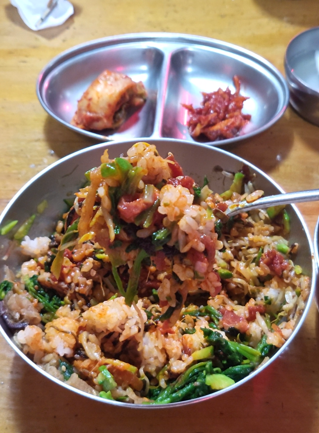 Jeil restaurant Yukhoe bibimbap