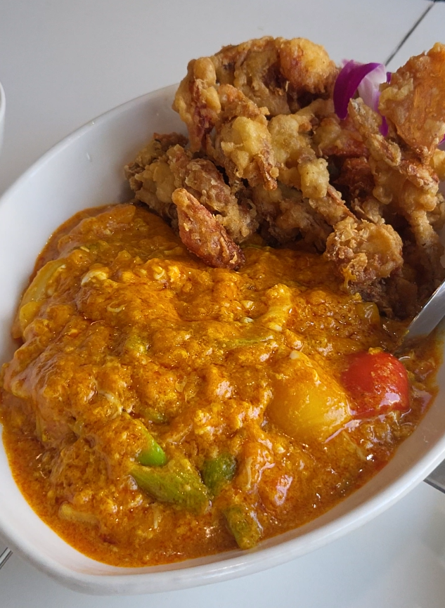 Hoegi Best Thai Food — Ssawatdi Thai | Nasi Goreng & Crab Curry